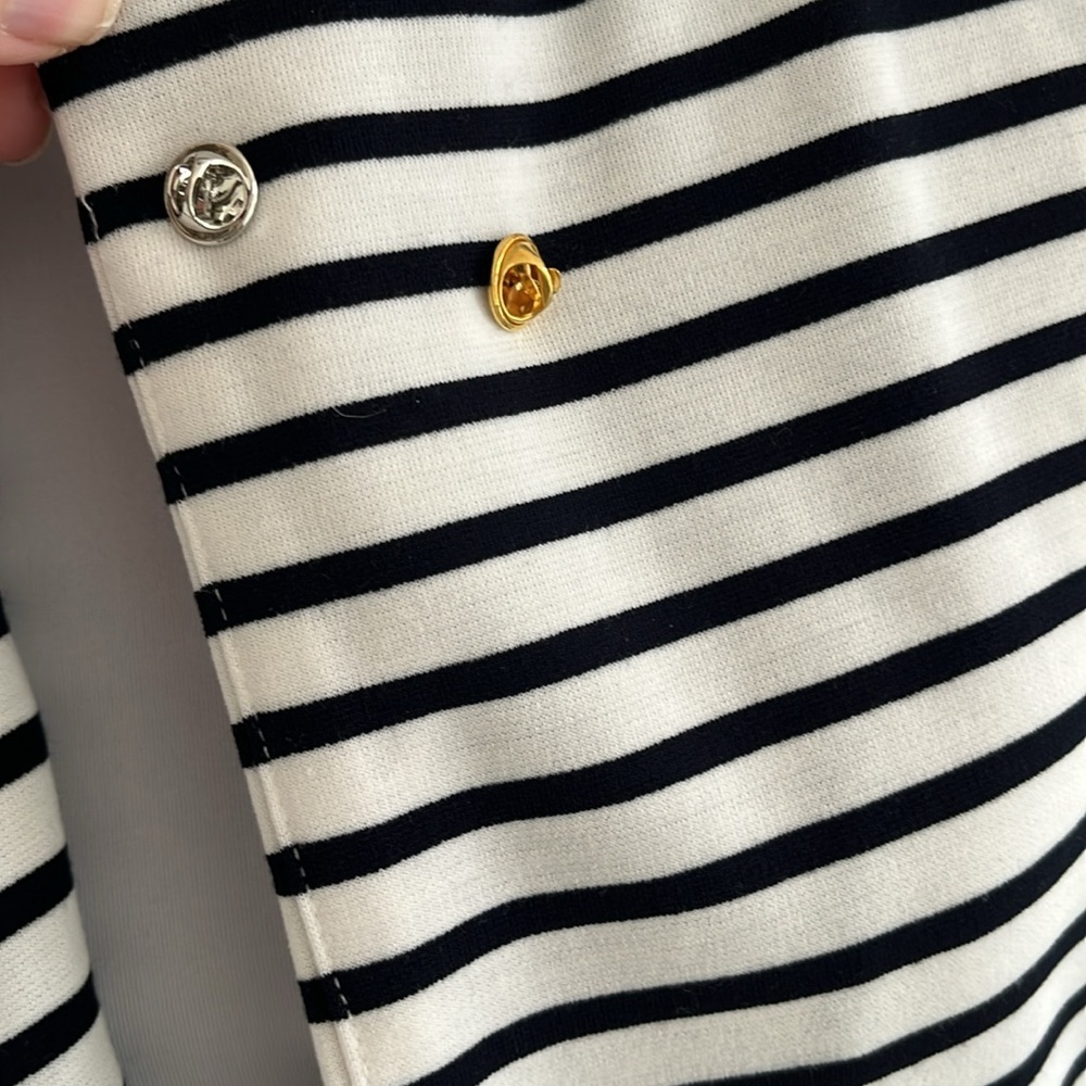 FDJ Striped Unstructured Blazer Open Front Lapels Flap Pockets Nautical Career - Picture 9 of 17